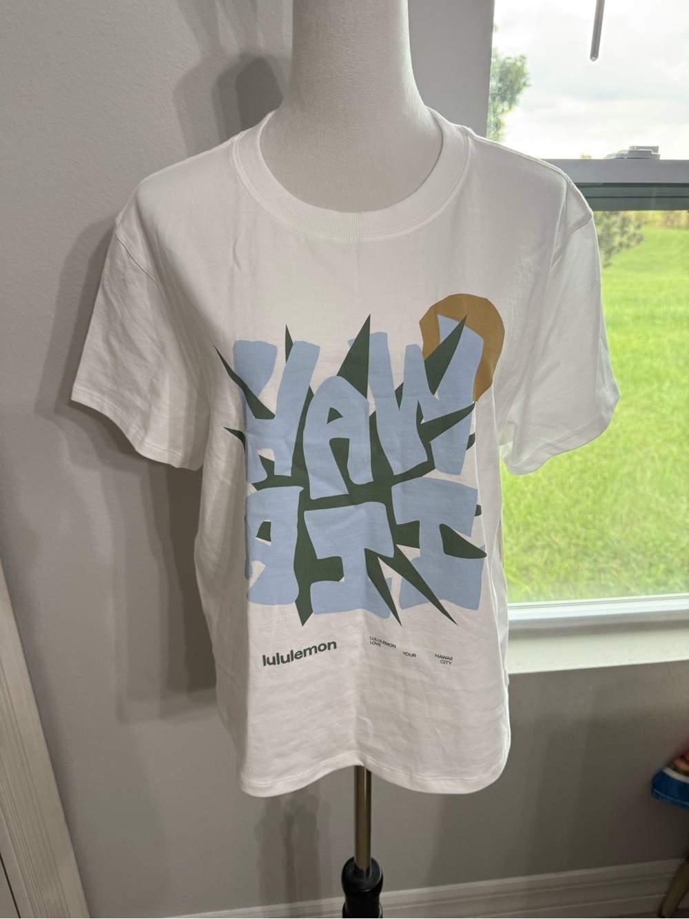 lululemon athletica White Short-Sleeve Tee with Hawaii Graphic